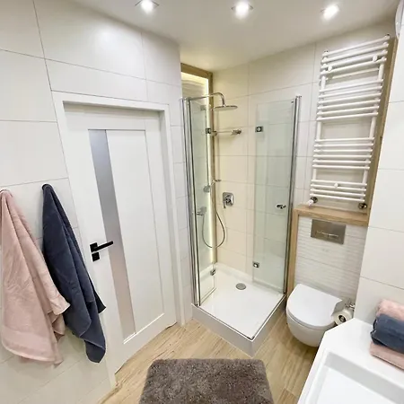 Comfortable Apart, Old Town, Free Parking, Hanging Bed, Wi-fi, Lift, Aircon,self Check-in 24h, Stare Miasto, Winda, Nowy Budynek, Garaz 0 Zl, Klima * Breslau