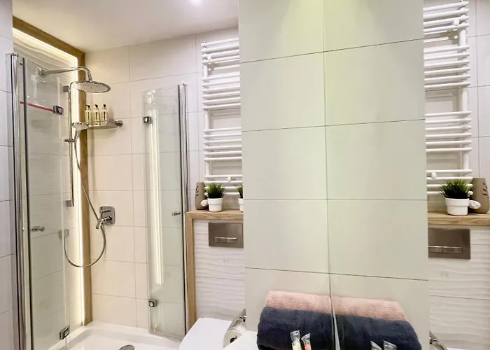 Comfortable Apart, Old Town, Free Parking, Hanging Bed, Wi-fi, Lift, Aircon,self Check-in 24h, Stare Miasto, Winda, Nowy Budynek, Garaz 0 Zl, Klima Wrocław