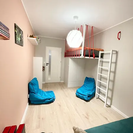 Comfortable Apart, Old Town, Free Parking, Hanging Bed, Wi-fi, Lift, Aircon,self Check-in 24h, Stare Miasto, Winda, Nowy Budynek, Garaz 0 Zl, Klima Appartamento Breslavia
