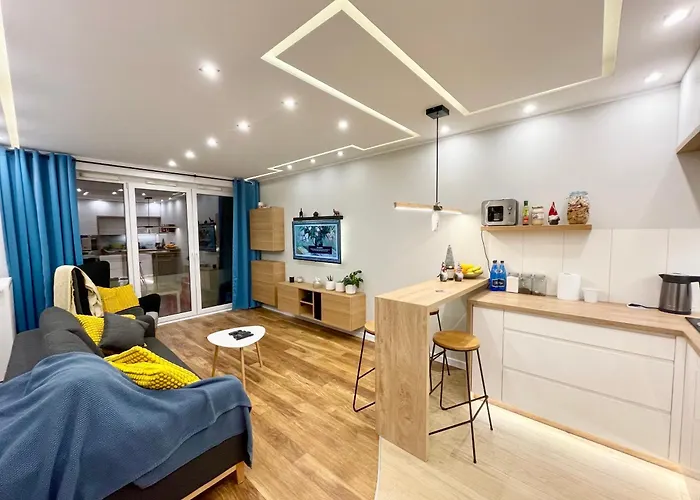 Comfortable Apart, Old Town, Free Parking, Hanging Bed, Wi-fi, Lift, Aircon,self Check-in 24h, Stare Miasto, Winda, Nowy Budynek, Garaz 0 Zl, Klima