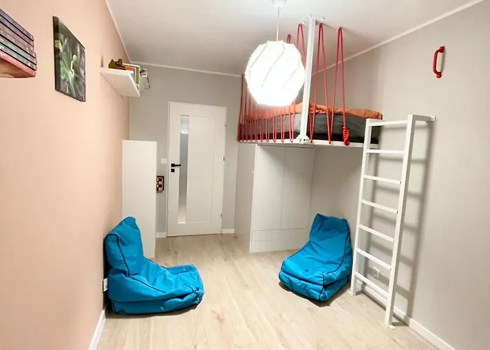 Comfortable Apart, Old Town, Free Parking, Hanging Bed, Wi-fi, Lift, Aircon,self Check-in 24h, Stare Miasto, Winda, Nowy Budynek, Garaz 0 Zl, Klima 아파트 브로츠와프